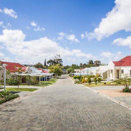 El Dorado 65 Luxury Self Catering Villa Oudtshoorn Eksteriør billede