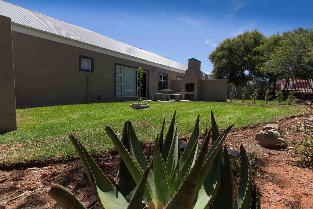 El Dorado 65 Luxury Self Catering Villa Oudtshoorn Værelse billede