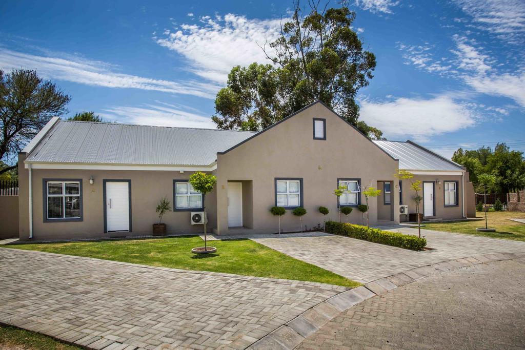 El Dorado 65 Luxury Self Catering Villa Oudtshoorn Eksteriør billede