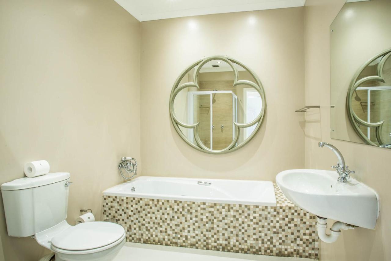 El Dorado 65 Luxury Self Catering Villa Oudtshoorn Eksteriør billede